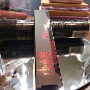 Shu Uemura- volume maker hair volumizing powder